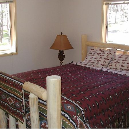 Comanche Lodge Custer Habitación foto